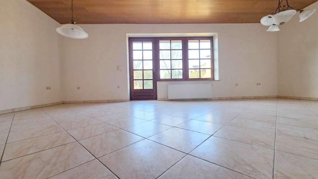 Immobilie in Tremsbüttel - Tremsbüttel: EFH (Bj. 83) +Garage/V´Keller, ca. 297m² Wohn-/Nutzfl., 6 Räume,  ca. 607m² Grundstück - Bild 13