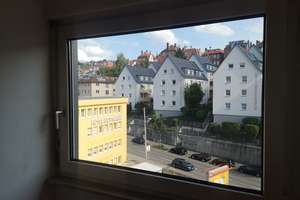 CITY-LAGE ~ S-SÜD~ HELLE 2 ZI. DG WOHNUNG ~ – Möhringer Str 104, 70199 Heslach, Stuttgart – Vorschaubild 3