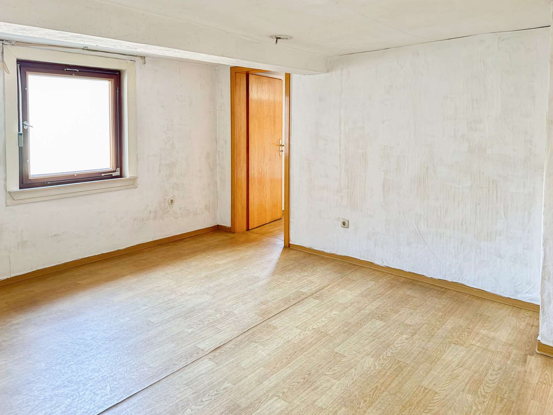 Immobilie in Merkelbach - Flexibles Immobilien-Duo mit optionaler Zusammenlegung! Mehrgenerationen, Wohnen und/oder Vermieten! - Bild 10