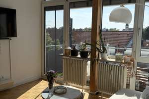 3 Monate befristet: Möblierte helle 2-Zimmerwohnung in Berg am Laim (ab 01.08.) – Josef-Ritz-Weg 29A, 81673 Josephsburg, München – Vorschaubild 2