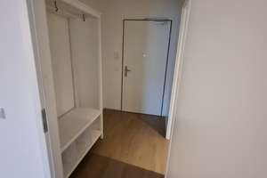 Hochwertige 2-Zimmerwohnung mit EBK und exklusivem Bad in hervorragender City-Lage – Franziska-Schmitz-Straße 4, 80634 Neuhausen, München – Vorschaubild 3