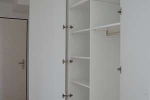 Modernes 1-Zimmer-Apartment für Studenten / Auszubildende mit Balkon, Dachterrasse & Top-Lage  – Steinhauser Straße 1, 81677 Steinhausen, München – Vorschaubild 3