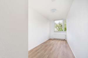 Bezugsfrei | Moderne 4-Zimmer-Wohnung mit Balkon und Tiefgarage im beliebten Oberbilk – 40227 Oberbilk, Düsseldorf – Vorschaubild 40