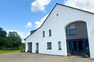 Wohnen in moderner Architektur auf idyllischem Hof im Grünen mit guter Anbindung – Die vollständige Adresse der Immobilie erhältst du vom Anbieter., 47802 Traar, Krefeld – Vorschaubild 3