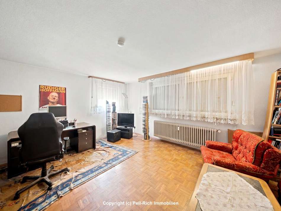 Wohnzimmer EG Wohnung hinten