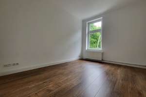 4 Zimmer Altbauwohnung in Top Zustand mit Blick in den Park – Die vollständige Adresse der Immobilie erhältst du vom Anbieter., 21073 Harburg (Ortsteil), Hamburg – Vorschaubild 5