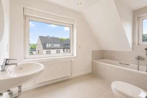 Dreigiebelhaus mit Kamin, Wintergarten & Südgrundstück – Die vollständige Adresse der Immobilie erhältst du vom Anbieter., 45891 Erle, Gelsenkirchen – Vorschaubild 21