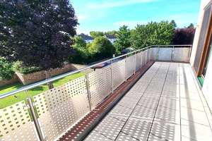 Wiesbaden-Biebrich: Außergewöhnliches Haus auf tollem Grundstück mit hochwertiger Ausstattung – Die vollständige Adresse der Immobilie erhältst du vom Anbieter., 65203 Biebrich, Wiesbaden – Vorschaubild 3