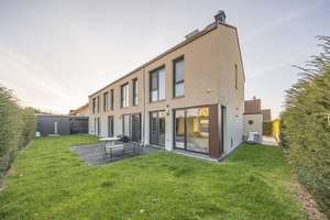 Exklusives Traumhaus in Markkleeberg – Luxus trifft Komfort – Die vollständige Adresse der Immobilie erhältst du vom Anbieter., 4416 Markkleeberg – Vorschaubild 7