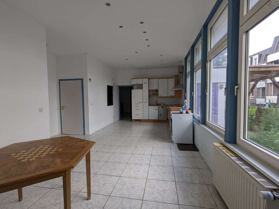 2059_Küche_und_Sitzbereich