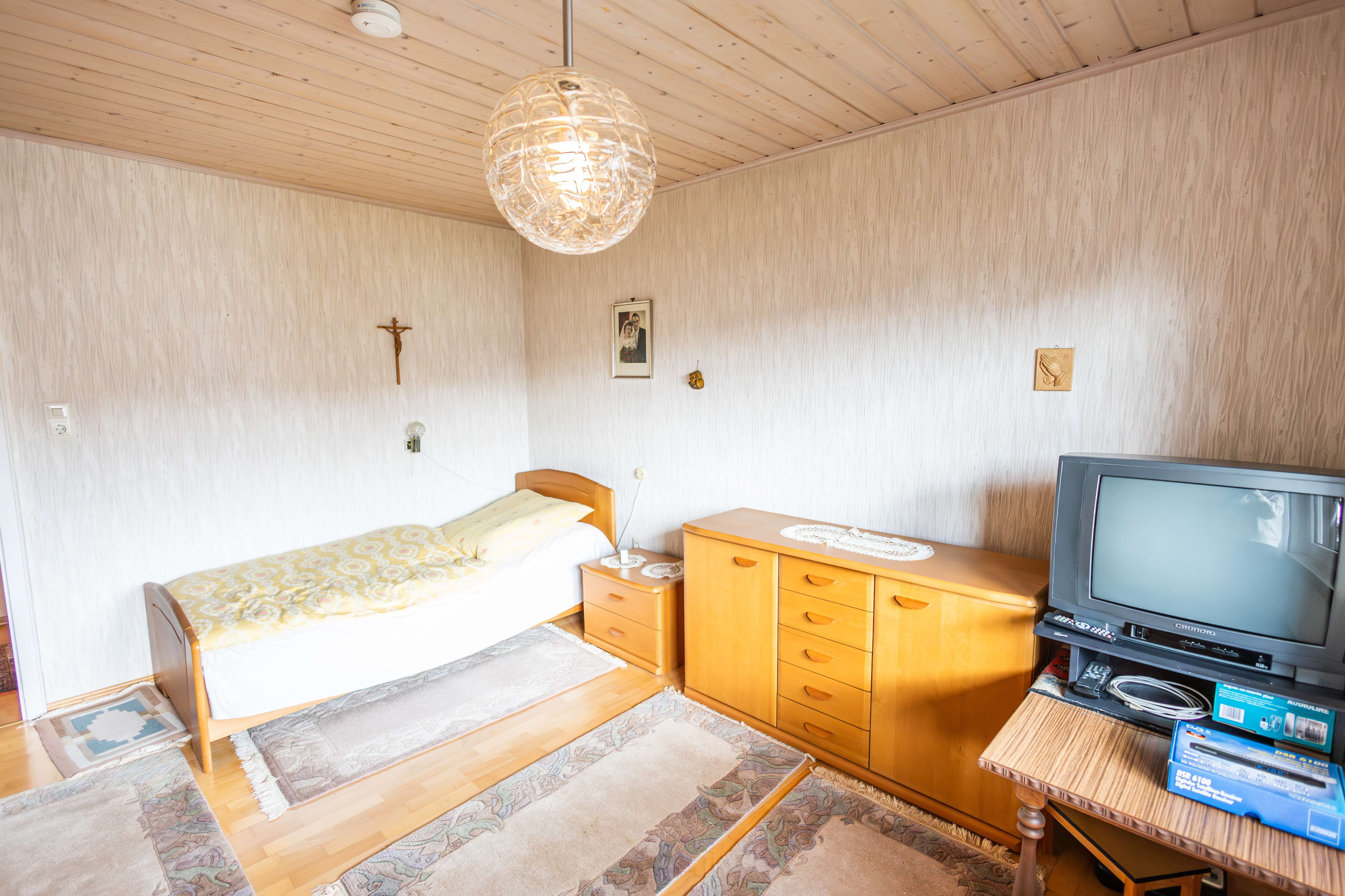 Immobilie in Veitsbronn - Zweifamilienhaus I Großer Garten I Herausragende Lage - Bild 11