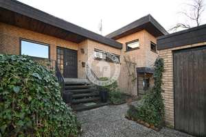 Ihr neues Zuhause: Großzügiger Splitlevel-Bungalow mit Einliegerwohnung in zentraler Lage – Die vollständige Adresse der Immobilie erhältst du vom Anbieter., 59067 Pelkum, Hamm – Vorschaubild 2