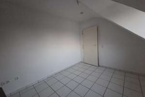 Helle 2-Zimmer-Dachgeschosswohnung in attraktiver Lage von Köln-Deutz – Tempelstraße 57, 50679 Deutz, Köln – Vorschaubild 8