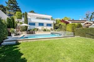 ***Sonnige Villa mit traumhaftem Panoramablick, Garten, Terrasse und Schwimmbad*** – Die vollständige Adresse der Immobilie erhältst du vom Anbieter., 70839 Gerlingen – Vorschaubild 4