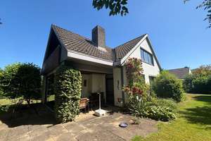 Viel Platz für Ideen – großzügiges Wohnhaus mit Potenzial in familienfreundlicher Lage von Lübeck – Die vollständige Adresse der Immobilie erhältst du vom Anbieter., 23556 Sankt Lorenz Nord, Lübeck – Vorschaubild 13