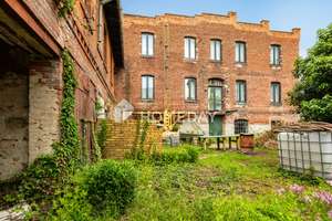 3.098 m² Privat-Ensemble: 364 m² Ziegelwohnhaus, ausbaubare Industriehallen & großer Garten – Die vollständige Adresse der Immobilie erhältst du vom Anbieter., 6667 Weißenfels – Vorschaubild 3