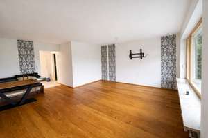 Stilvolles Reiheneckhaus (Provisionsfrei) in ruhiger Bestlage von Erding 5 Zimmer, Dachstudio&Solar – Die vollständige Adresse der Immobilie erhältst du vom Anbieter., 85435 Erding – Vorschaubild 13