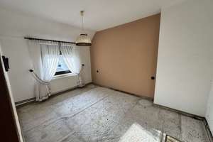 Sanierungsbedürftiges Reihenmittelhaus mit großem Potenzial in Bremen – Die vollständige Adresse der Immobilie erhältst du vom Anbieter., 28237 Lindenhof, Bremen – Vorschaubild 7