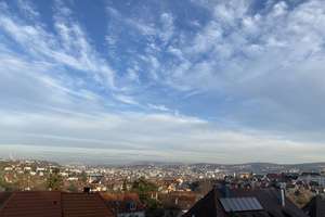 Nachmieter für helle DG Wohnung ab Jan.2026 gesucht  – Die vollständige Adresse der Immobilie erhältst du vom Anbieter., 70197 Kräherwald, Stuttgart – Vorschaubild 1