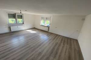 Erschwingliche 5-Raum-Wohnung zur Miete in Siegen – Die vollständige Adresse der Immobilie erhältst du vom Anbieter., 57080 Niederschelden, Siegen – Vorschaubild 2