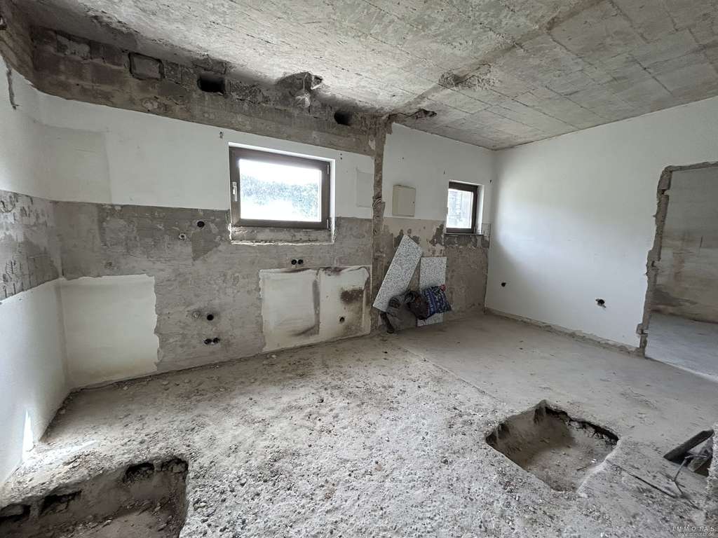 Immobilie in Limburgerhof - Freistehendes Einfamilienhaus - bereits entkernt - mit großem Grundstück in Top-Lage in Limburgerhof - Bild 4