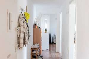 Top-DG-Wohnung mit 3 Zimmern in zentraler Südstadtlage