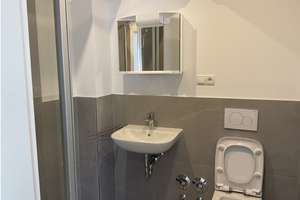 Charmante 1-Zimmer Dachgeschosswohnung in Koblenz-Mitte – Kurfürstenstraße 10, 56068 Mitte, Koblenz – Vorschaubild 5