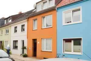Verkauft!!! 19200.- Euro Kaltmiete pro Jahr- Haus in Findorf mit 3 Wohnungen - super Lage! – Findorff-Bürgerweide, Bremen, 28215 Bremen – Vorschaubild 1