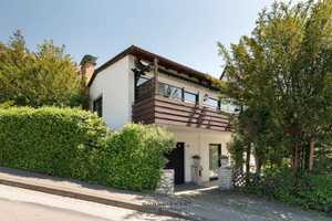 Charmantes Einfamilienhaus mit Potenzial und traumhafter Aussicht! – Ansbach – Vorschaubild 1