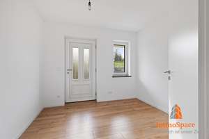 *** BUNGALOW IN IDYLLISCHER ORTSRANDLAGE – MIT STADEL UND EINEM BAUGRUNDSTÜCK*** – Die vollständige Adresse der Immobilie erhältst du vom Anbieter., 88524 Uttenweiler – Vorschaubild 2
