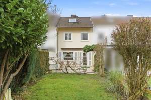 ! Sofort bezugsfrei mit Ausbaureserve ! Ruhig gelegenes Reihenmittelhaus mit Garten in Bonn-Duisdorf