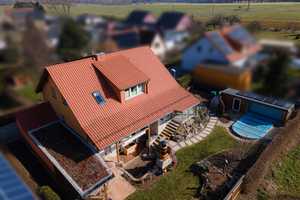 Sehr attraktives freistehendes Einfamilienhaus mit Keller, Garage und Pool in Dennheritz – Zwickau (Kreis) – Vorschaubild 1