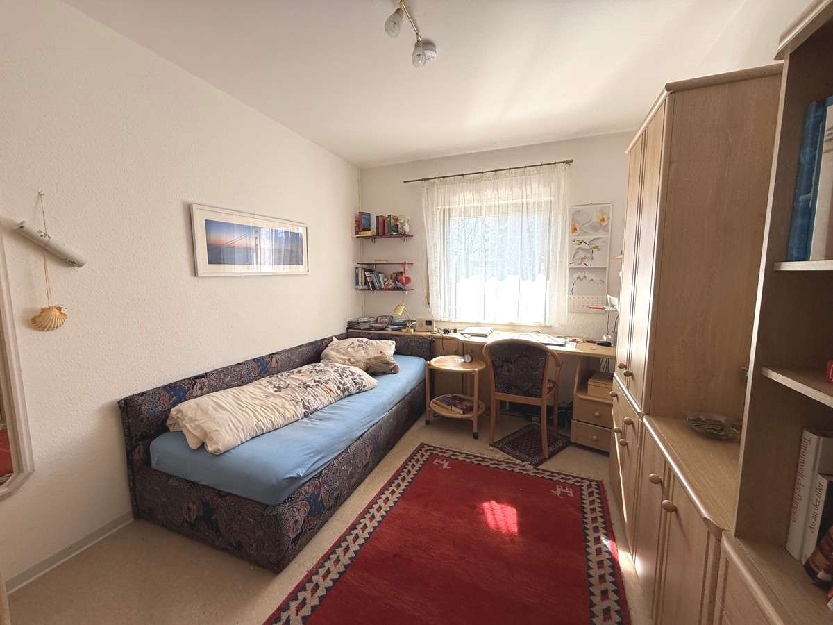 Immobilie in Illertissen - *** 1-2 Familienhaus auf herrlichem Grundstück *** - Bild 8