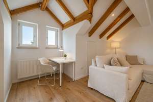 Erstbezug nach Sanierung* 2-RW* DG* neue EBK* moderne Möblierung* Balkon* Bad mit Wanne* TG-E-SP* – Hempelweg 10, 1324 Bühlau/Weißer Hirsch, Dresden – Vorschaubild 6