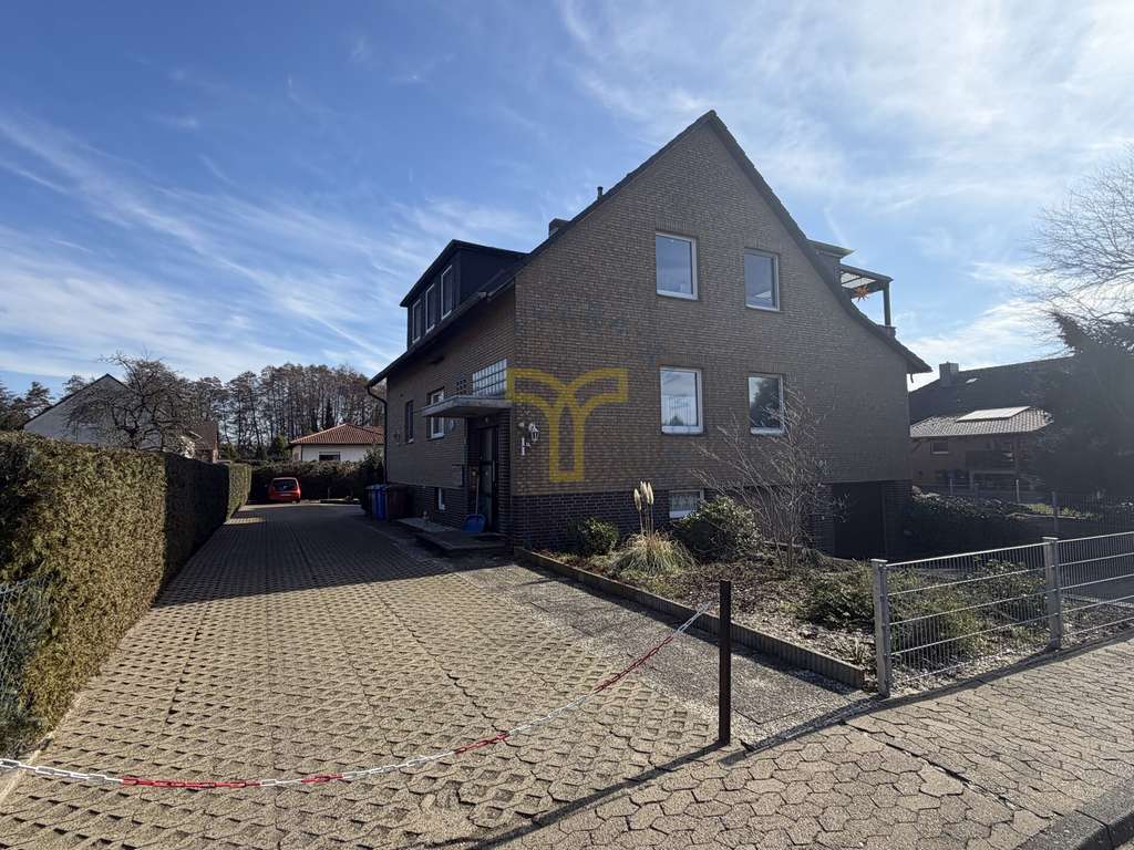 Immobilie in Rötgesbüttel - Wohnensemble in Rötgesbüttel – Zwei Häuser mit vier Wohneinheiten - Bild 1