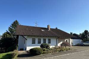 Wohnen am Kastelberg! Große Villa in bevorzugter Hanglage mit traumhafter Aussicht in Emmendingen – Die vollständige Adresse der Immobilie erhältst du vom Anbieter., 79312 Emmendingen – Vorschaubild 30