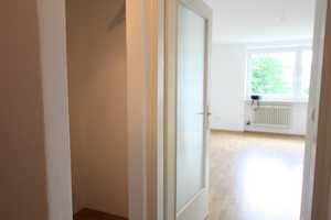 Helle 1 Zimmer Wohnung in München - Parkstadt Solln mit Blick ins Grüne – Springerstr. 33, 81477 München – Vorschaubild 2