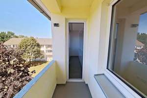 Gemütliche 3-Zimmer-Wohnung mit BALKON und viel Komfort in Paderborn-Sennelager – Lahrkampstraße 9, 33104 Schloß Neuhaus, Paderborn – Vorschaubild 2