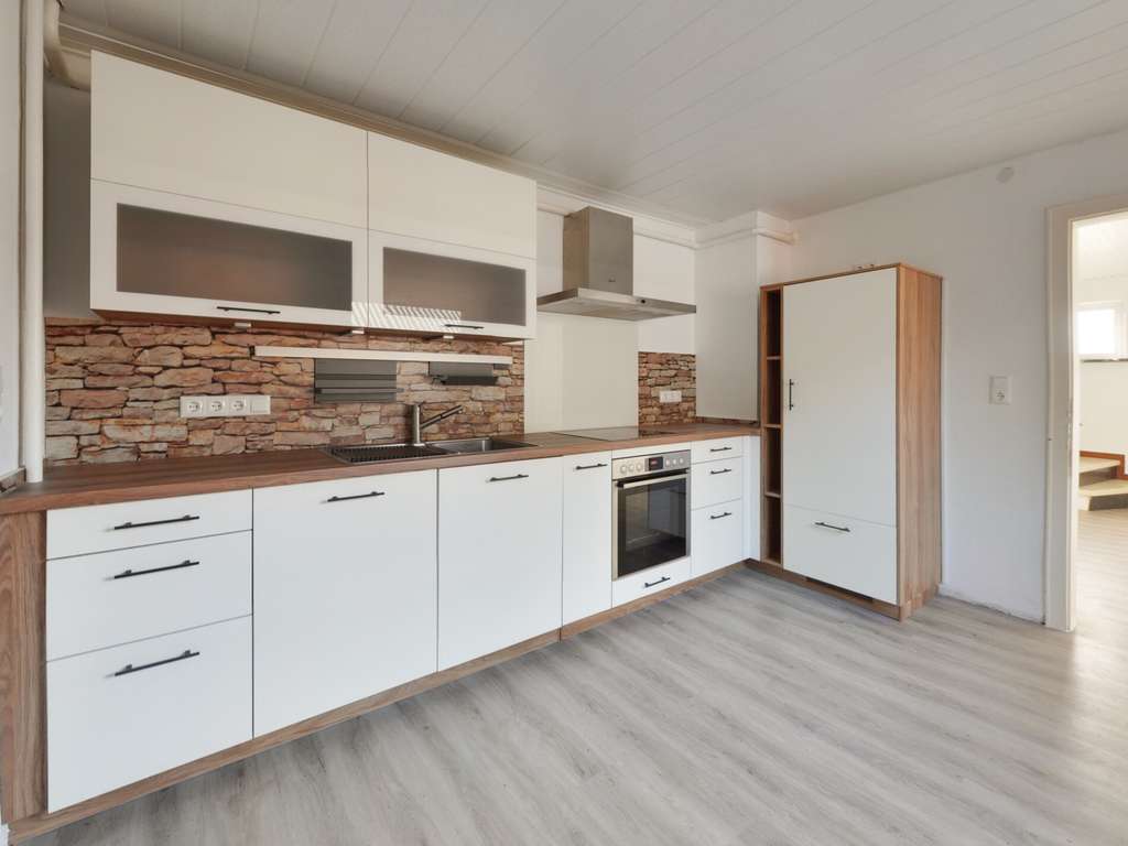 Immobilie in Drage - Attraktives Angebot: Ihr neues Zuhause mit Potenzial – gepflegt und teilmodernisiert - Bild 4