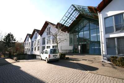 +++NAHE S- BAHN+++GEPFLEGT+++LAMINAT & FLIESEN+++DUSCHBAD+++TG+++HMS+++ETC.+++AB 04.2026+++