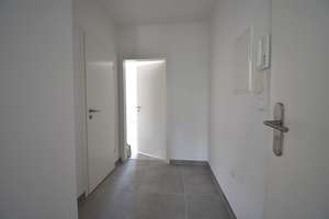 Ideal für Singles! Renovierte 2-Zi-Whg mit Balkon zu vermieten – Ellerstraße 97, 40227 Oberbilk, Düsseldorf – Vorschaubild 3