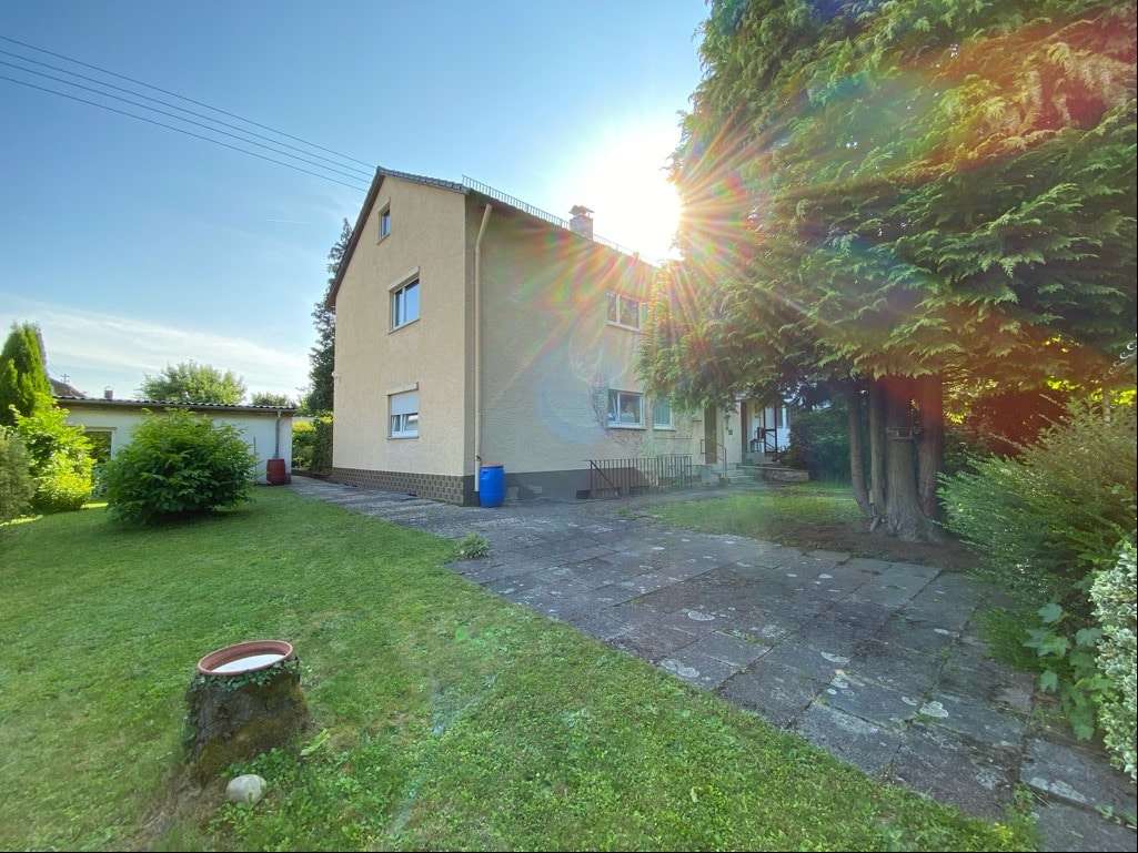 Freie 4- Zimmer-Wohnung, Nähe Naherholungsgebiet Plattenwald!, Rems Murr Kreis – Bild 1