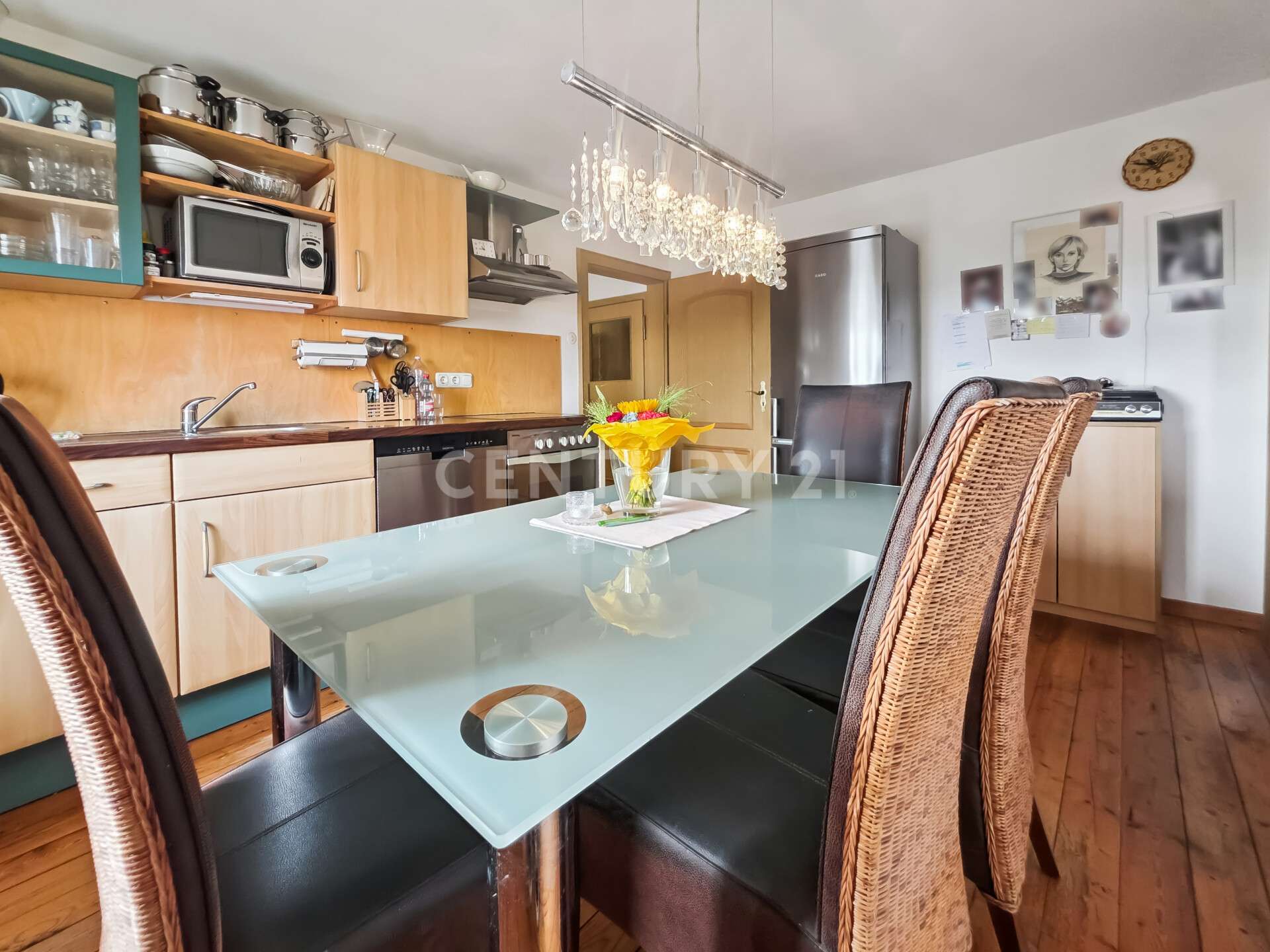 Immobilie in Palling - Zentral gelegenes Einfamilienhaus in Hanglage mit Sanierungsbedarf - Bild 1