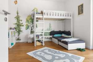 Exklusives Einfamilienhaus (6 Zi.) |  240m2 | Sehr hell | Ruhig & grün, ideal für Familien |01.08.26 – leo-bauer straße 10, 14476 Groß Glienicke, Potsdam – Vorschaubild 8