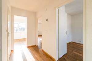 Helles Reihenmittelhaus in Wehr: stilvoll modernisiert und sofort bezugsfrei – Die vollständige Adresse der Immobilie erhältst du vom Anbieter., 79664 Wehr – Vorschaubild 13