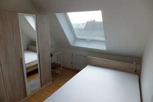 Gepflegte möblierte Dachgeschosswohnung für 1 Person, mit zwei Zimmern plus EBK und Bad – Die vollständige Adresse der Immobilie erhältst du vom Anbieter., 49086 Voxtrup, Osnabrück – Vorschaubild 2
