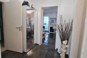 Schöne 2-Zimmer Wohnung in Augsburg-Bärenkeller – Hirblinger Straße 129/1/2a, 86156 Oberhausen-Süd, Augsburg – Vorschaubild 1
