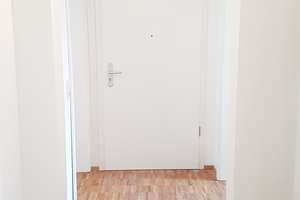 Rennweg: Toll sanierte 2-Zimmer- DG-Wohnung mit riesigem Balkon  – Werderstr. 21, 90489 Wöhrd, Nürnberg – Vorschaubild 14