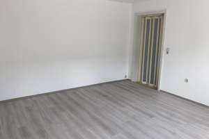 Helle 1-Zimmer-Wohnung mit Singleküche in Rheinstetten, vollständig renoviert, – 76287 Rheinstetten – Vorschaubild 3