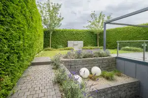 **Eine hervorragende Gelegenheit** ein luxuriöses und ruhiges Zuhause in  Riedberg – Frankfurt am Main – Vorschaubild 1